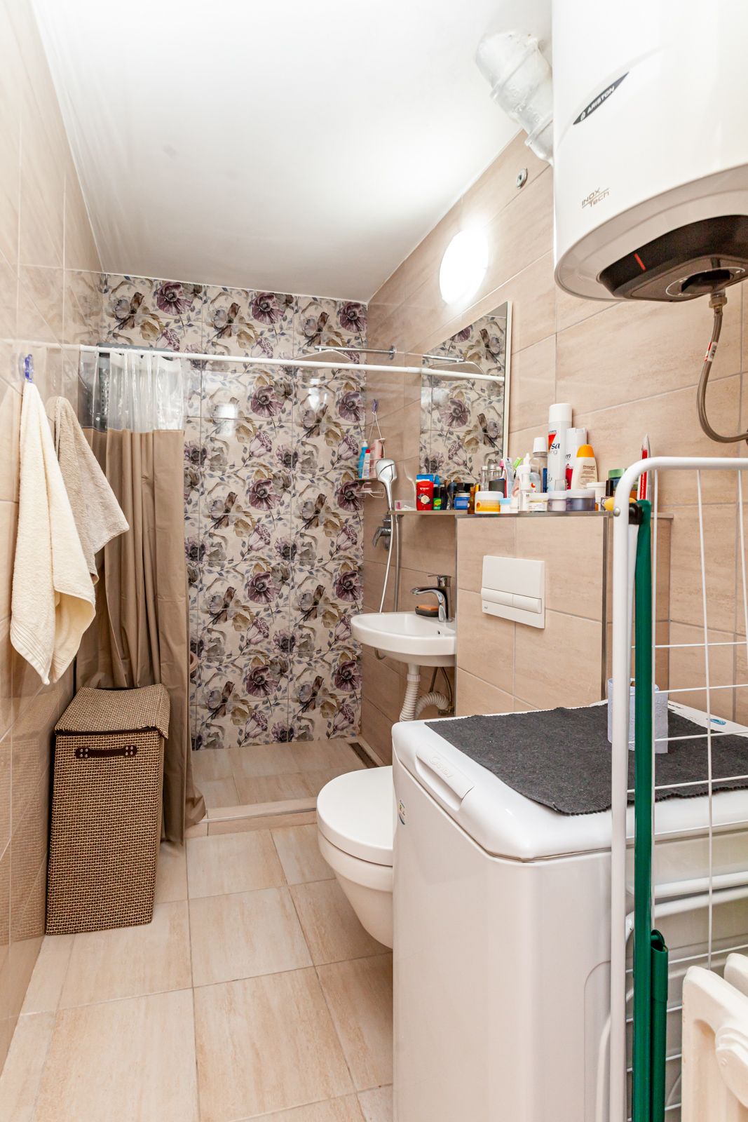 Idajem stan 47 m u ulici Dr.Zorana Djindjica