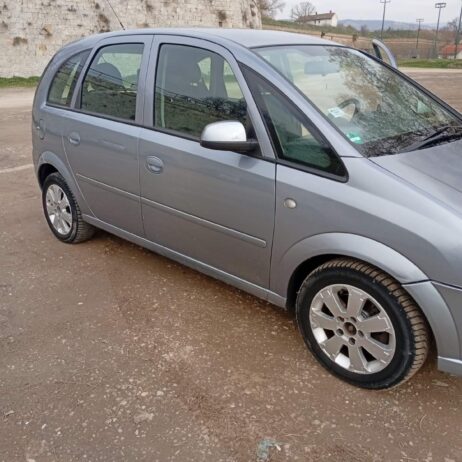 Prodajem Opel Meriva 2006 god