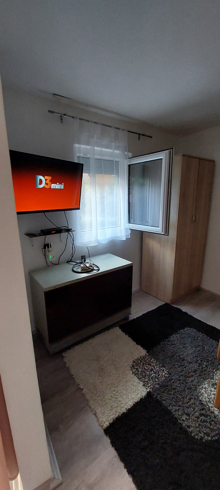 Garsonjera izdavanje