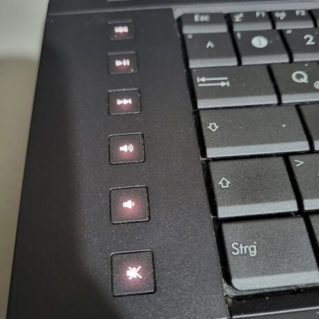 Na prodaju polovni laptop