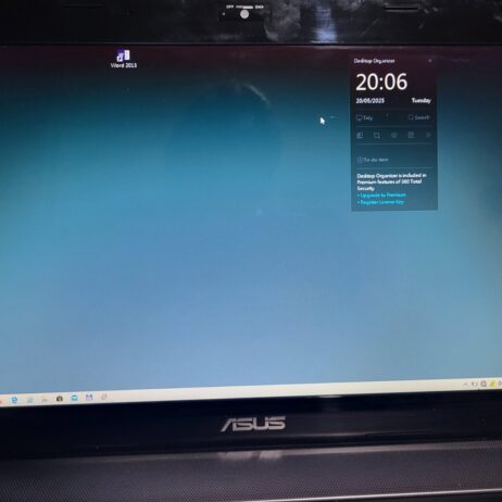 Na prodaju polovni laptop