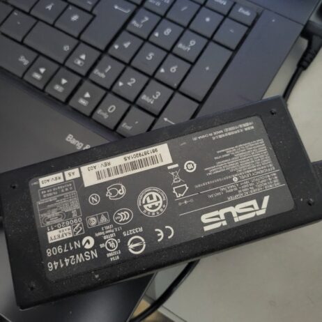 Na prodaju polovni laptop