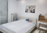 Izdajem stan u epicentru Niša, ima lift i parking za stanare zgrade. Moderno i funkcionalno opremljen. Cena zakupa je 380 eu. Za više informacija kont: 062-216131