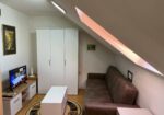 Izdaje se garsonjera u ulici 7.jula kod crkve Svetog Luke. Depozit obavezan.Slobodno od 01.07.2025. g 0637774099