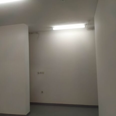 Izdajem poslovni prostor 94 m2 u Nišu  Koče kapetana 8 kod Somborske 0690068481
