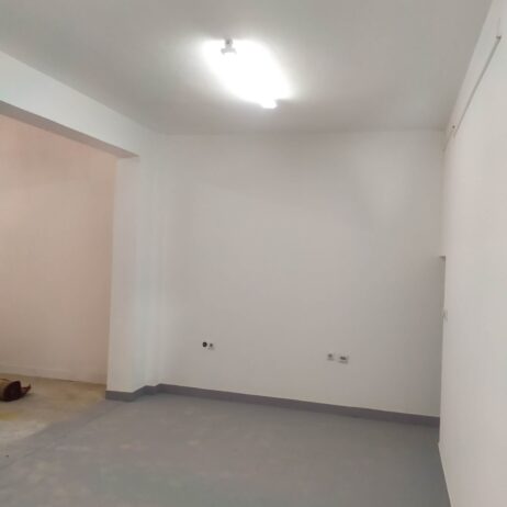Izdajem poslovni prostor 94 m2 u Nišu  Koče kapetana 8 kod Somborske 0690068481