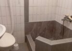 Izdajem namesten sprat u kuci u blizini osnovne skole “Njegos”
