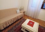 Izdajem namesten sprat u kuci u blizini osnovne skole “Njegos”