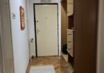 Izdajem namesten jednosoban stan 34m2 na Vizantijskom bulevaru pored parka Svetog Save. CG, KTV, internet. Cena 250 eura. 0601858100