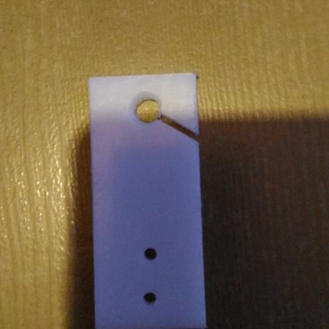 Izolatori za elektricne ograde