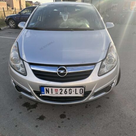 Prodajem Opel Corsu D eco flex