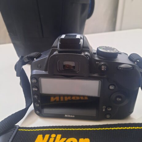 NIKON D3200