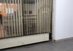 Izdaje se lokal br. 19, u poslovnom centru Ambasador na spratu pored stepenica 30m2. Za sve informacije zvati na telefon 0652811111 Vukić Predrag.
