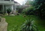 Izdajem namešten stan u prizemlju kuće u Brzom Brdu, sa parnim grejanjem. Stan je za jednu ili dve osobe. Sa svim troškovima i stanarinom – ukupna cena je 300E. Br tel. 0641735506