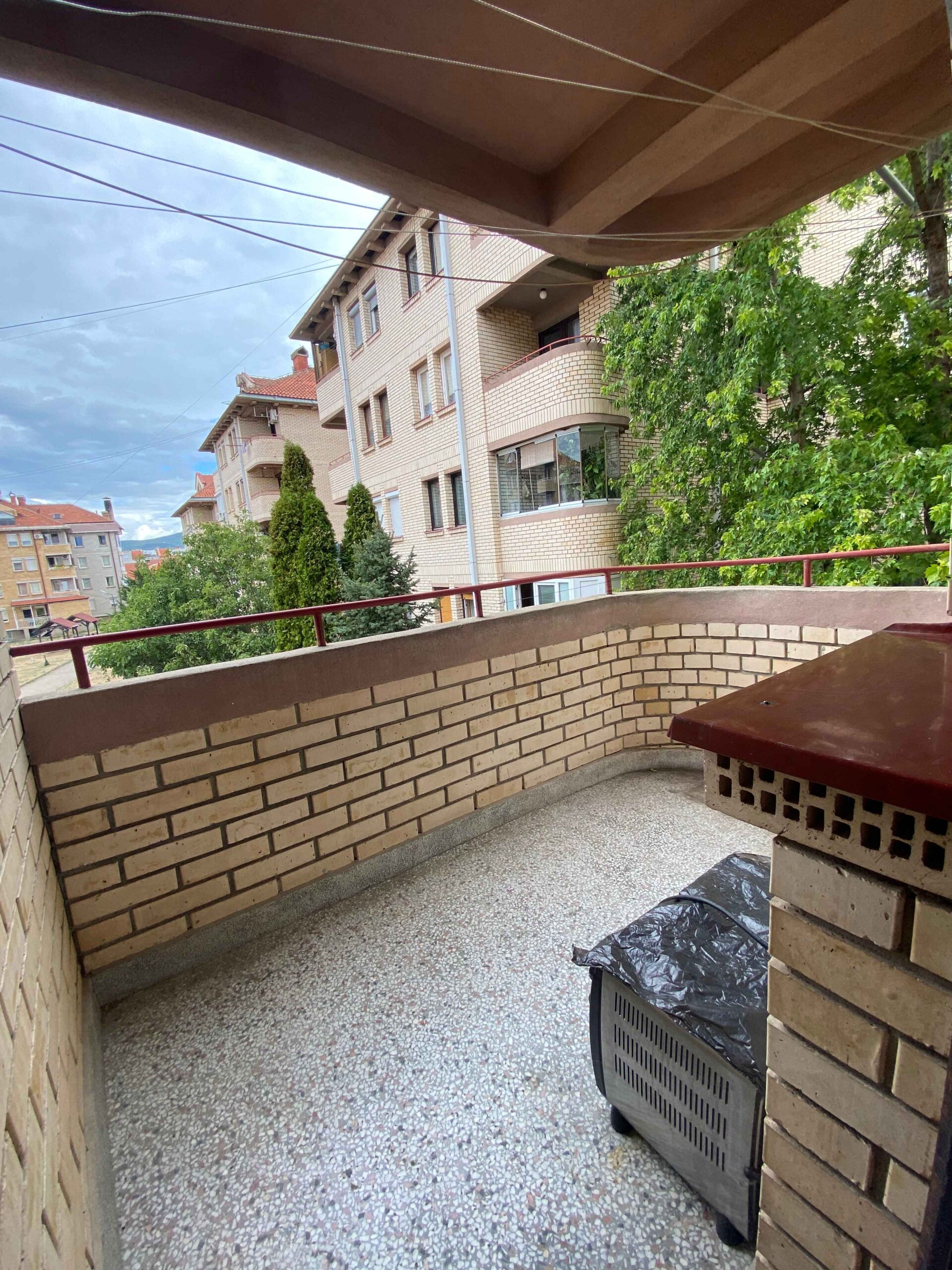 Izdajem prazan jednosoban stan, 40m2