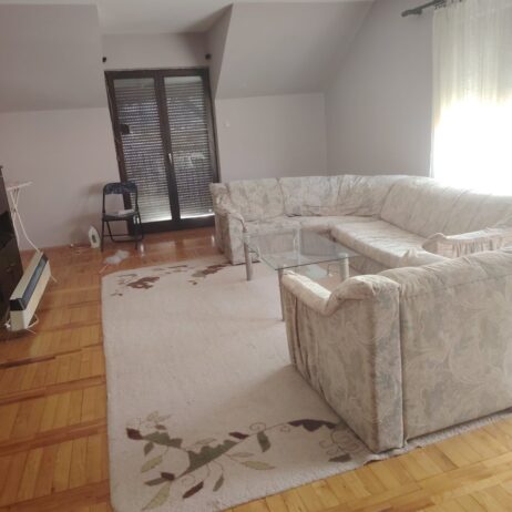 Petosoban stan 150m2