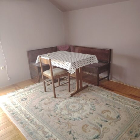 Petosoban stan 150m2