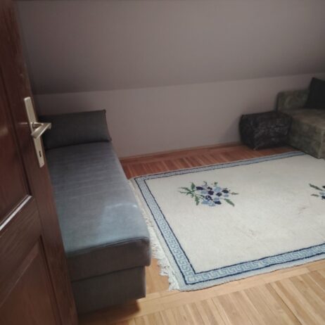 Petosoban stan 150m2