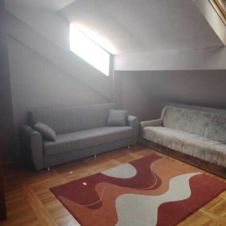 Petosoban stan 150m2