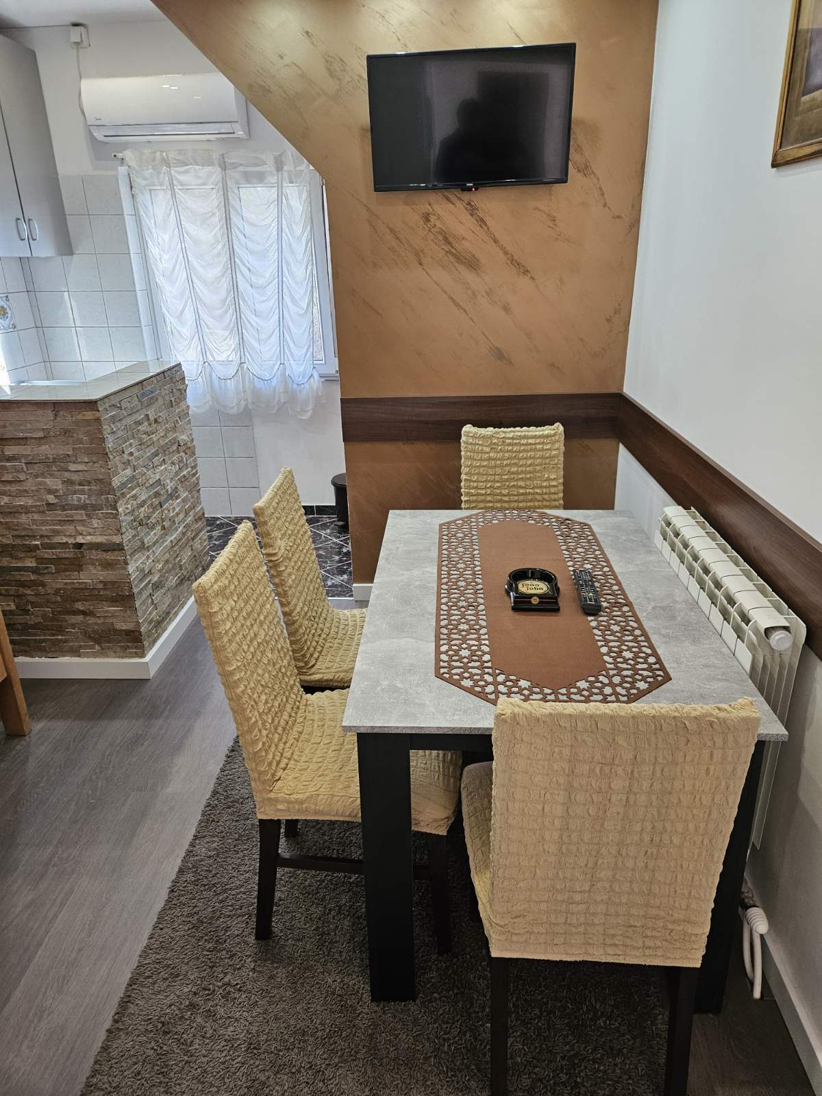 APARTMANI IZDAVANJE BEOGRAD CENTAR