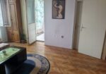 Izdajem jednosoban renoviran komforan namešten stan u zgradi