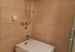 Izdajem stan velicine 57m2 u ulici Vojvode Vuka 1a/21 centar, 4 sprat nema lifta, mali parking, etazno grejanje , klima, terasa. Cena 350eura. Depozit obavezan. 0641108260