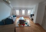 Izdaje se dvosoban stan,42 m² kompletno namesten,centralno grejanje,lift, Josifa Pancica 6 kod Imidza ,na zadnjem spratu. Cena 330 evra.0638720949