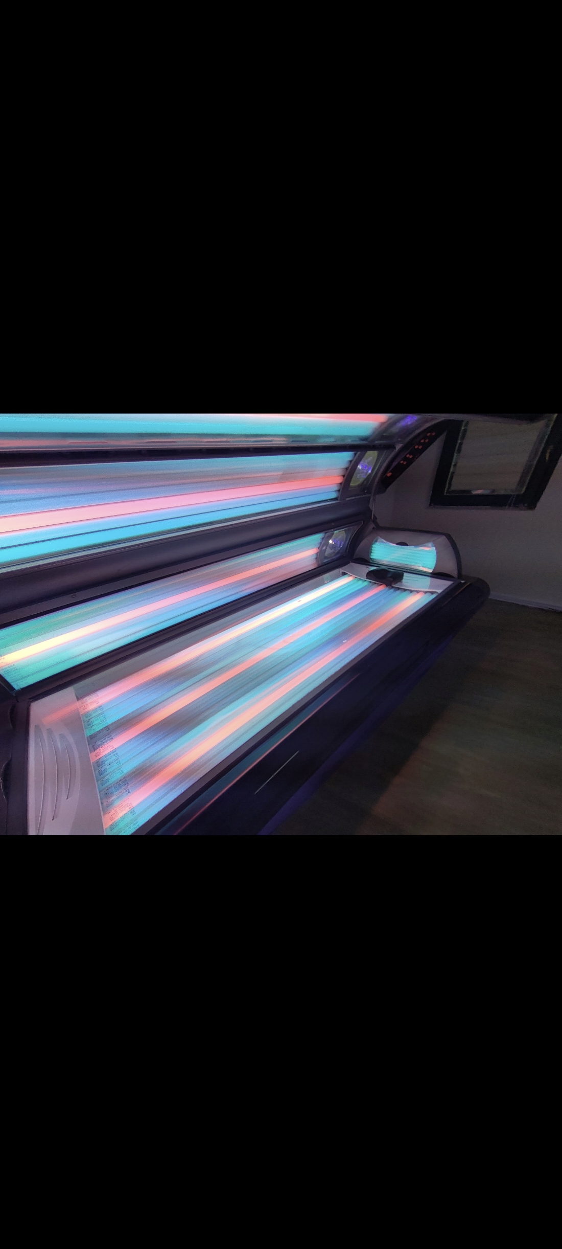 Hitno prodajem solarijum!