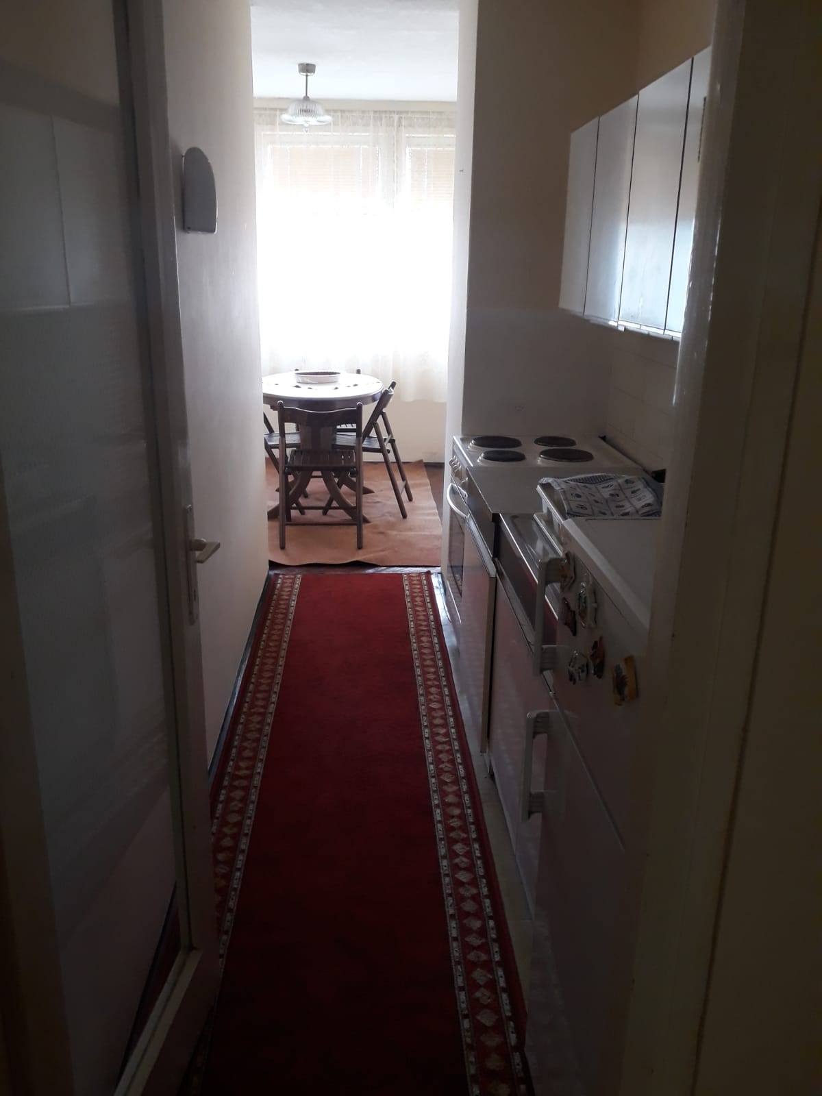 Izdajem stan u Dimitrovgradskoj ulici