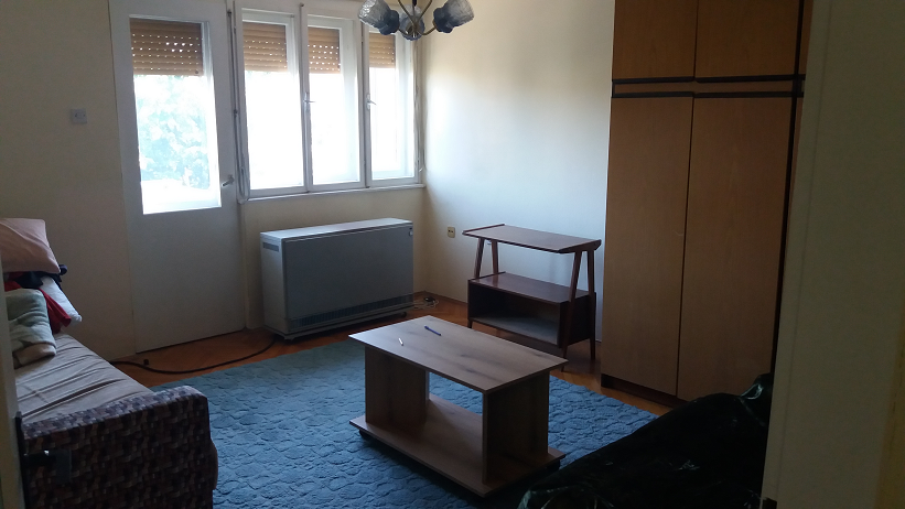 Izdajem jednosoban namešten stan u Nišu u Duvaništu