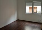 İzdajem dvoiposobni ne namesten stan u prizemlju küce na Trosarini kontakt osoba Dusko 064 056205