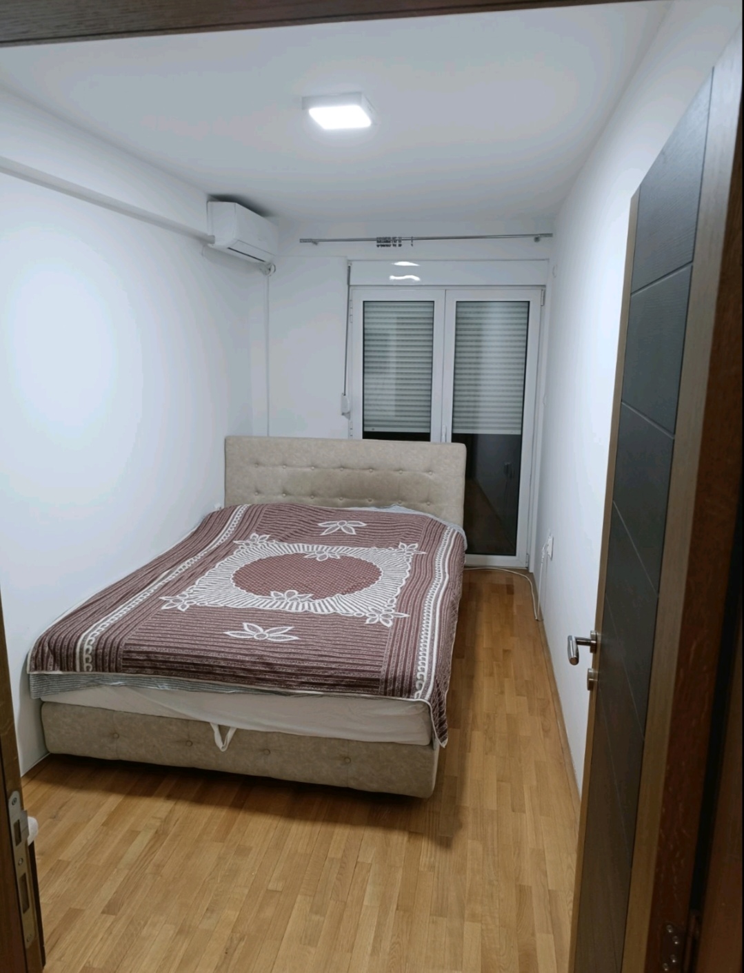 Izdaje se stan u centru Niša 50m2