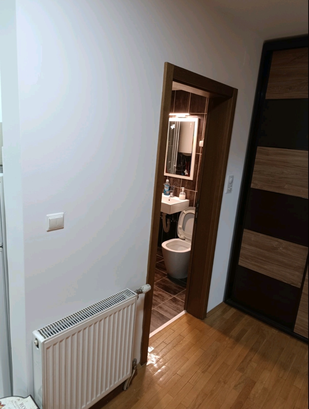 Izdaje se stan u centru Niša 50m2