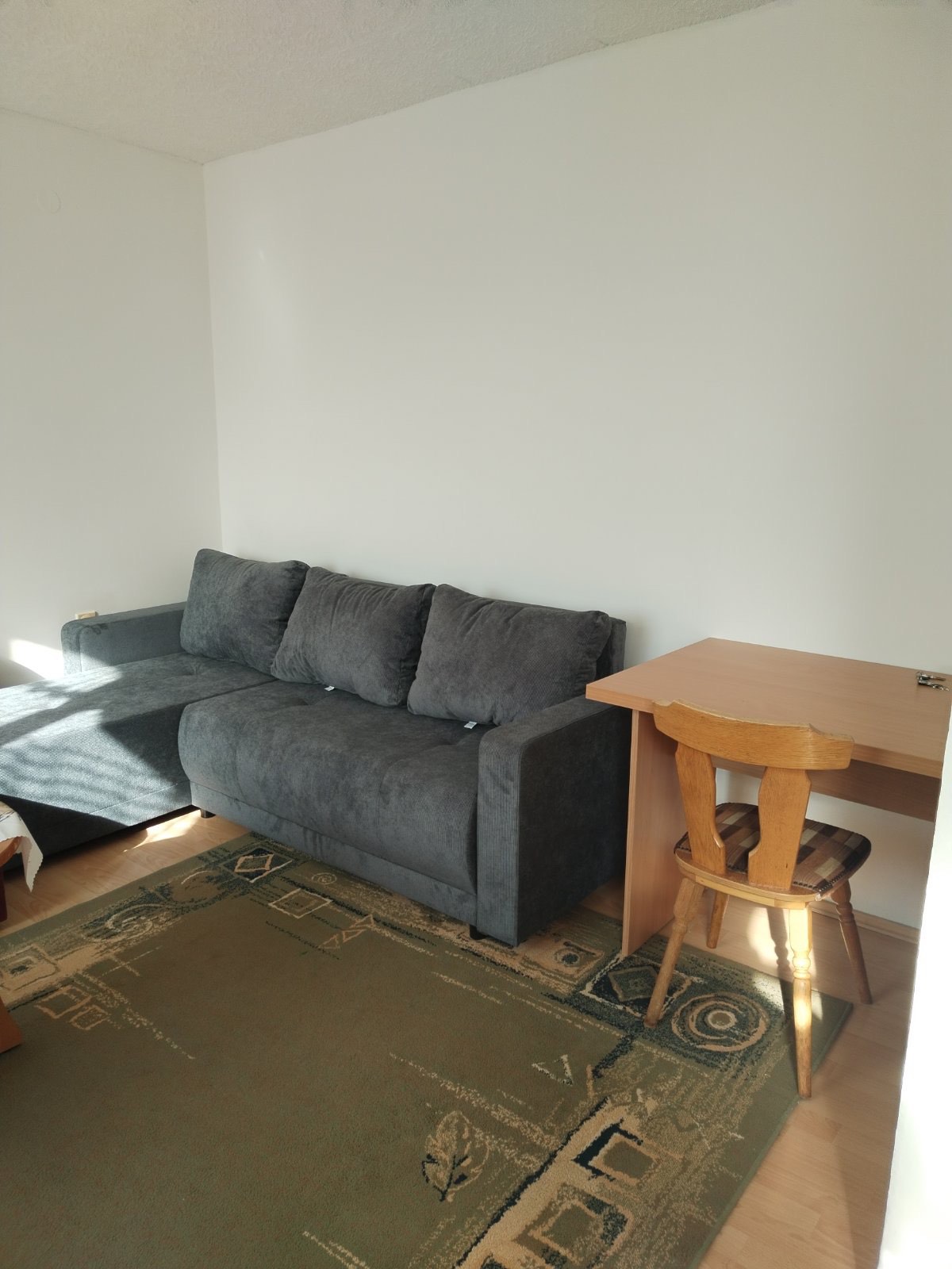 Izdavanje garsonjere