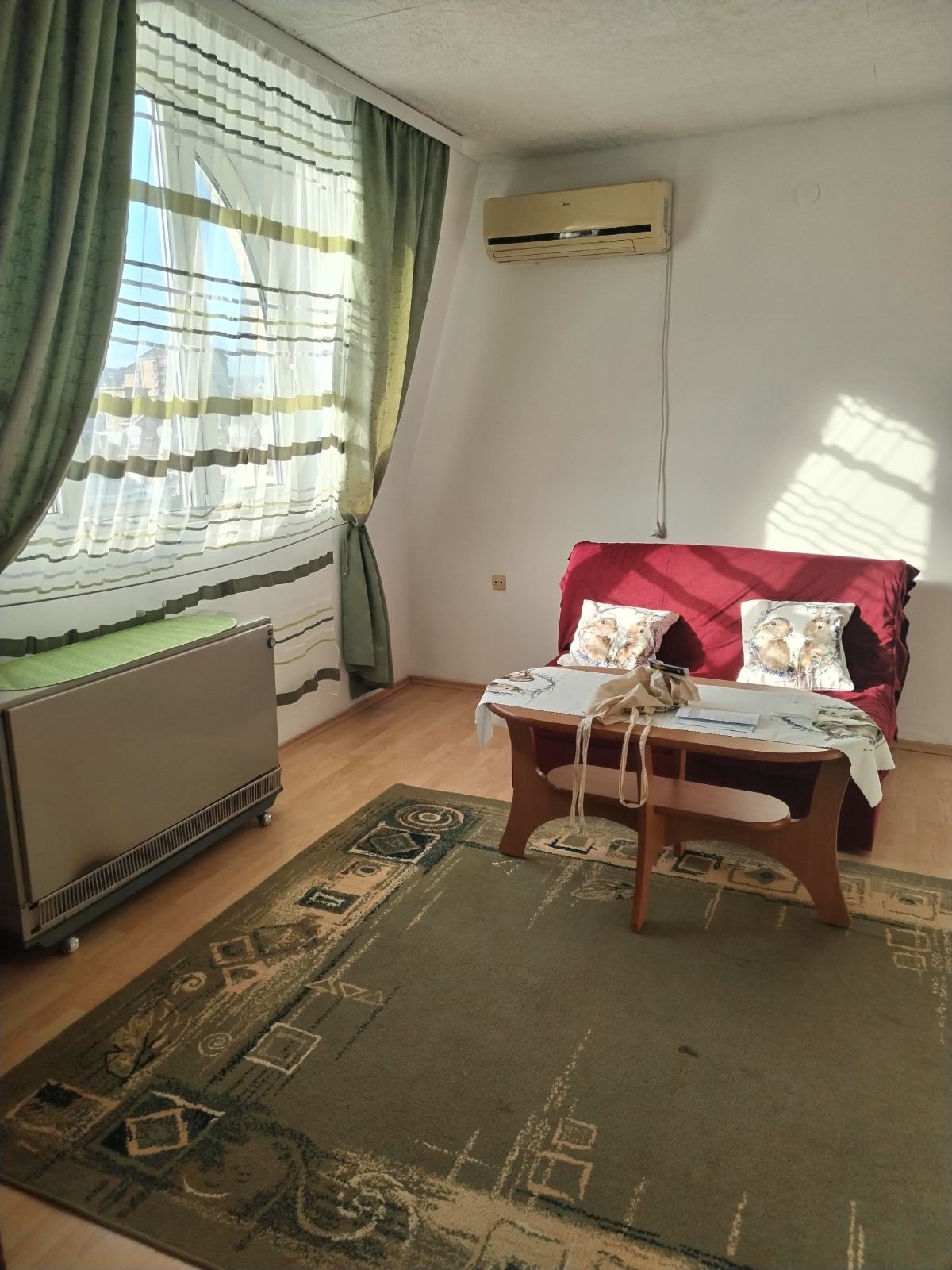 Izdavanje garsonjere