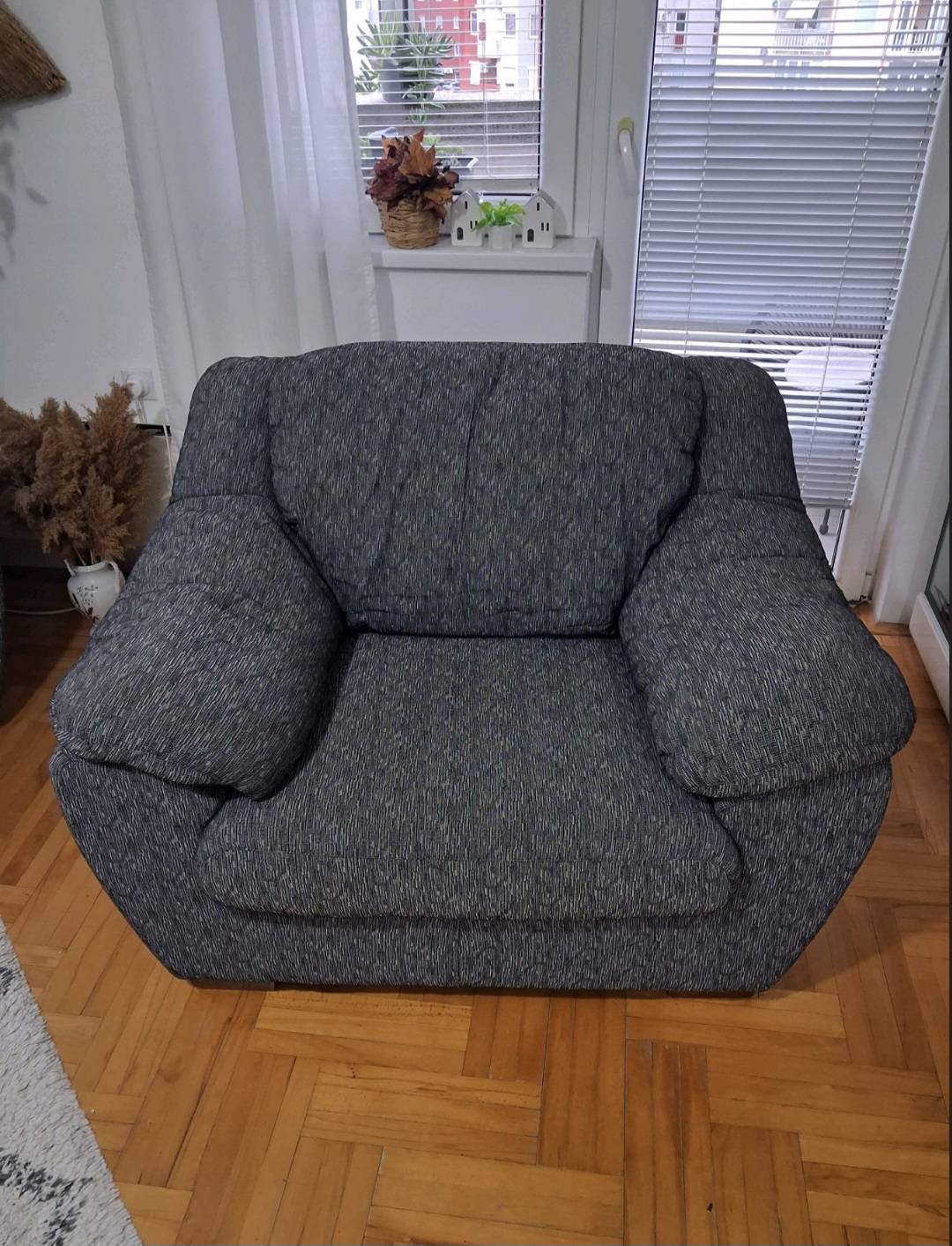 Simpova garnitura “Nikol”