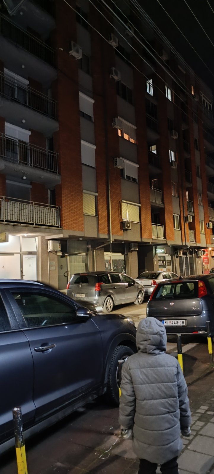 Izdajem stan: TOP LOKACIJA za studente! 2 min do Filozofskog, Novogradnja, 46m2