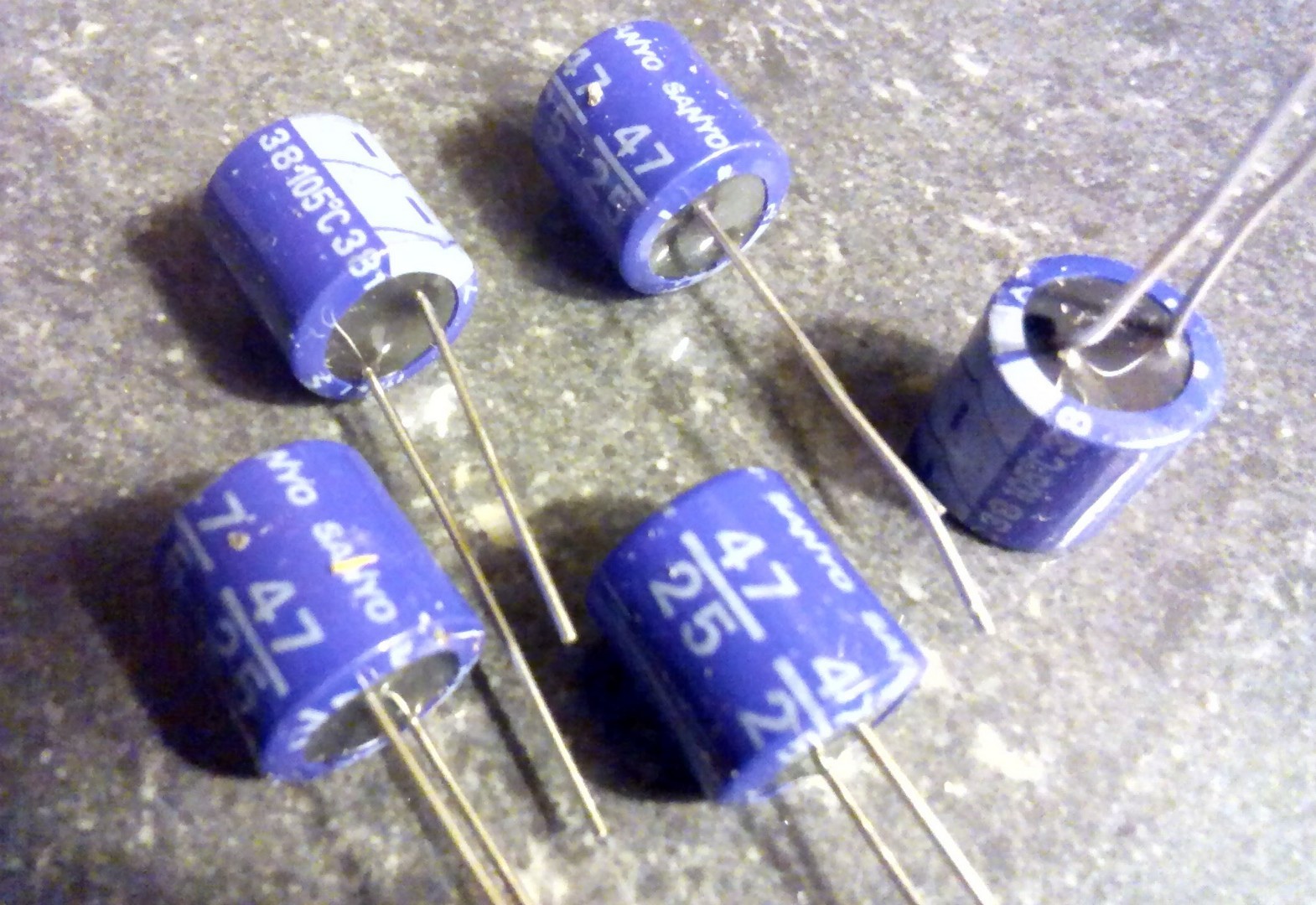 Vishay BC Philips Oscon Rubycon Samsung Samwha Yageo