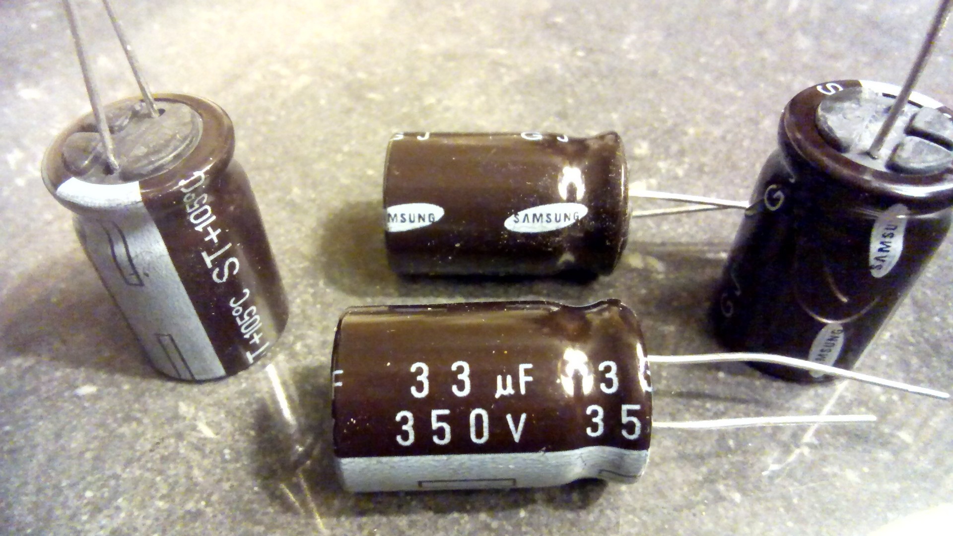 Samsung kondenzatori
