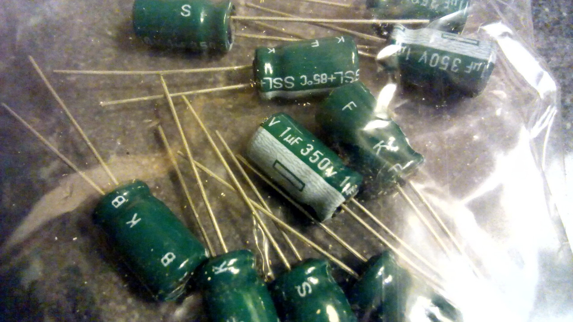 Samsung kondenzatori