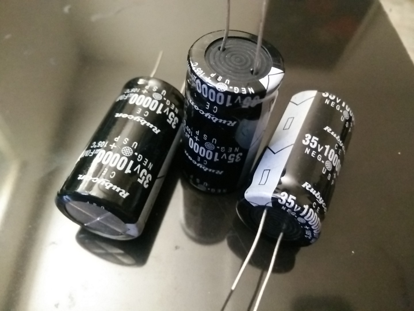 Vishay BC Philips Oscon Rubycon Samsung Samwha Yageo