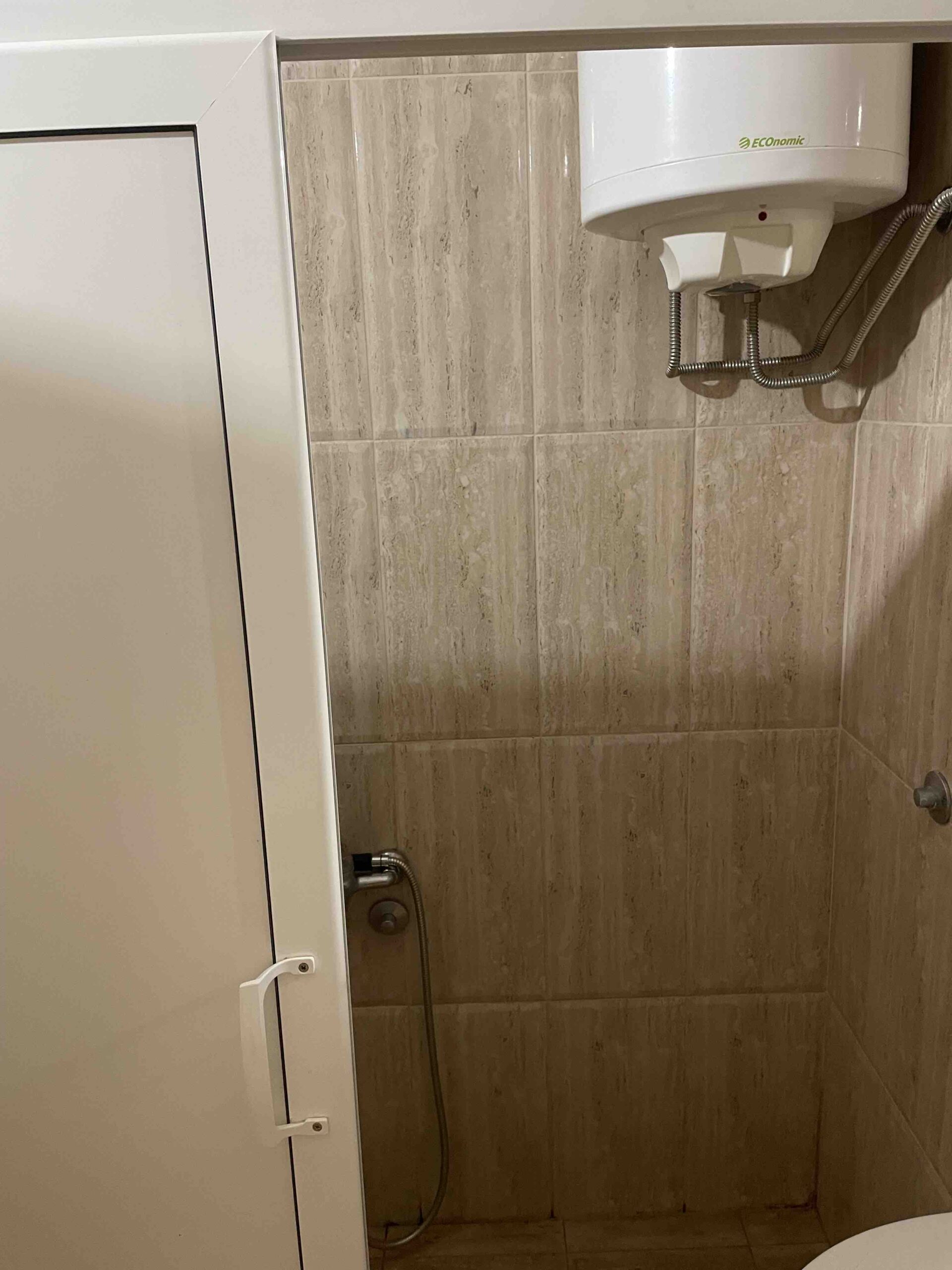 Izdavanje stana u Panteleju