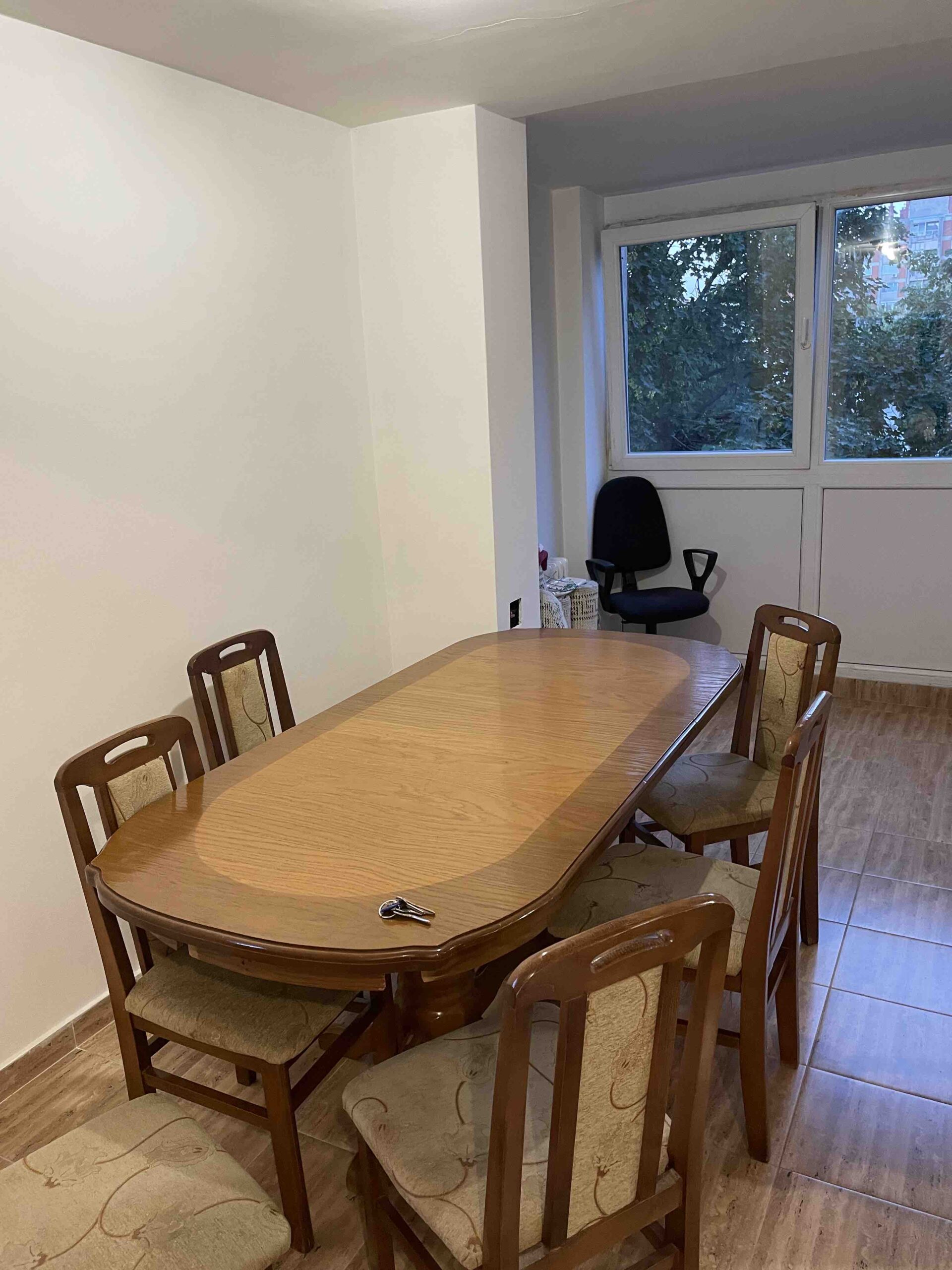 Izdavanje stana u Panteleju