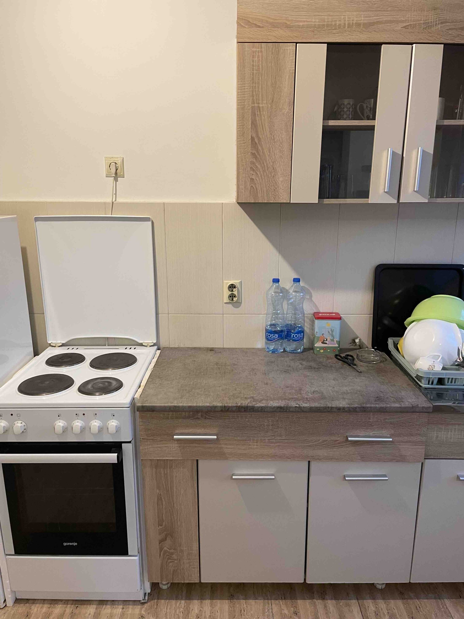 Izdavanje stana u Panteleju