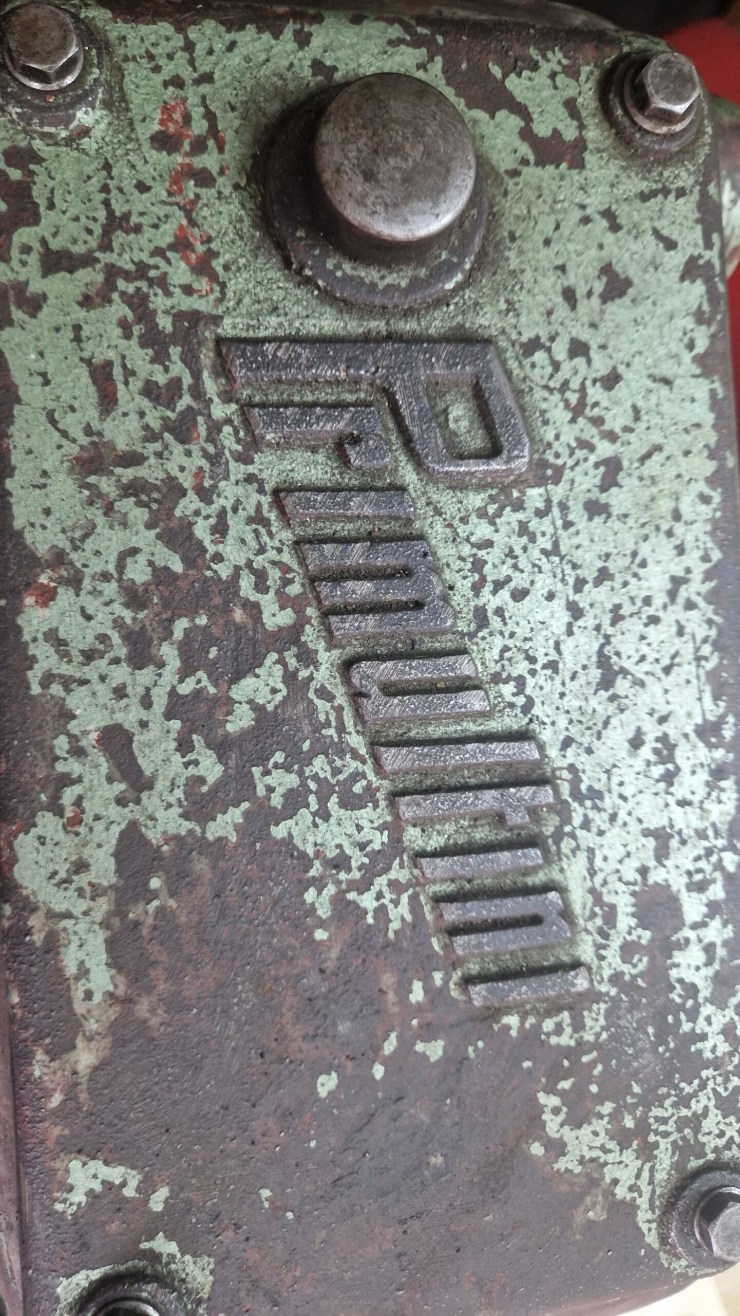 Oštrilica trakastih testera Primultini