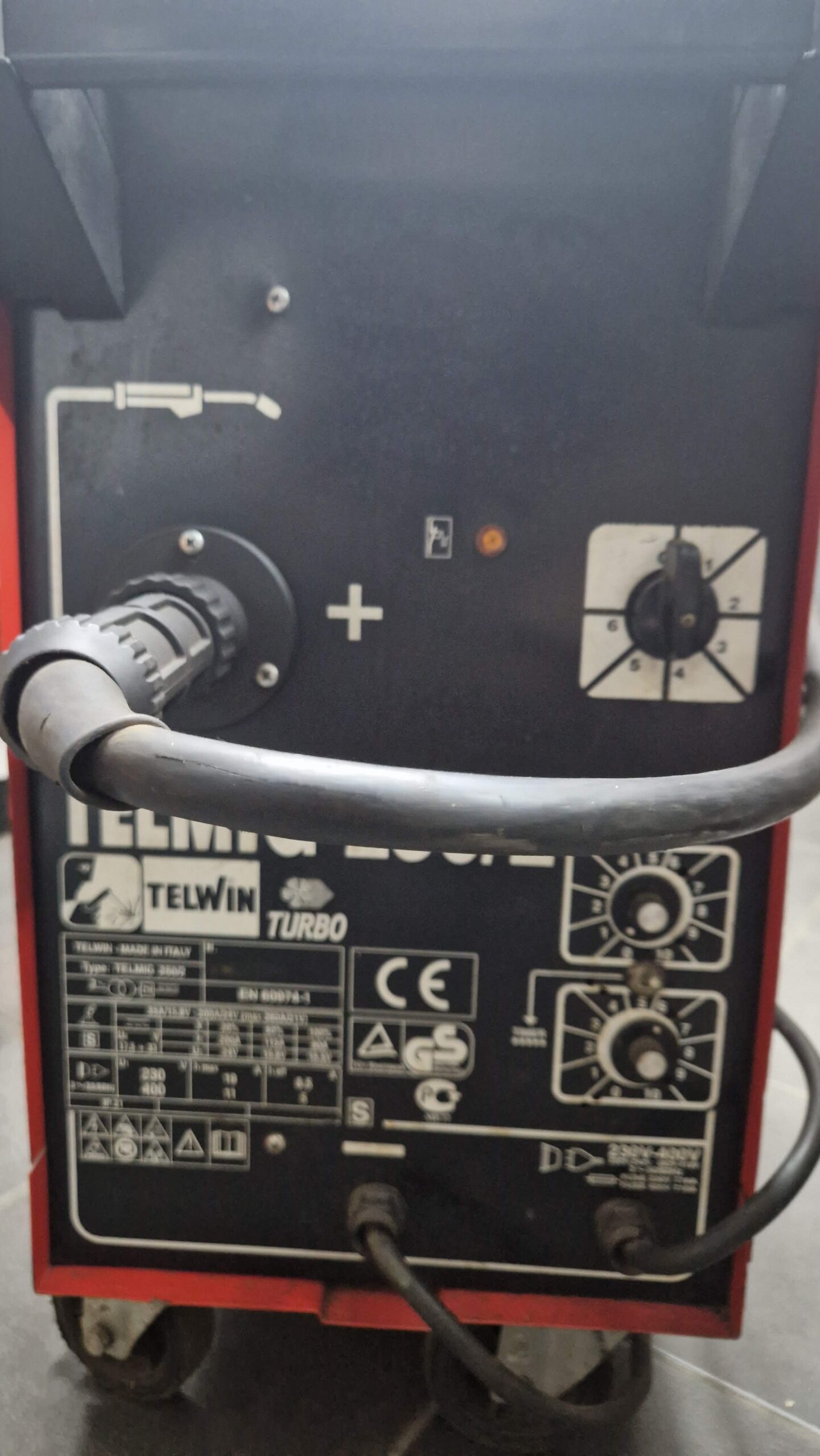 Telwin TELMIG 250-2 aparat za varenje sa bocom