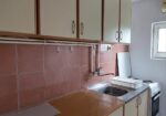 Izdajem stan, 36m2,  preko puta Vojne bolnice, 6. sprat, TA peć, potpuno opremljen, tel. 0600539790