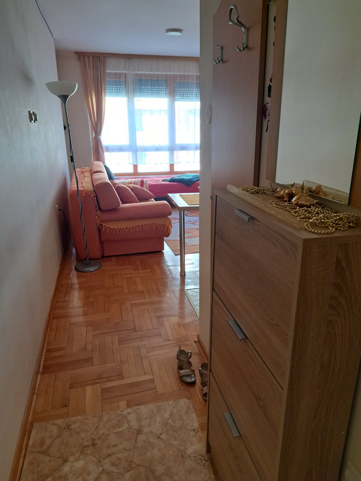 Izdavanje stana, garsonjera, Duvanište
