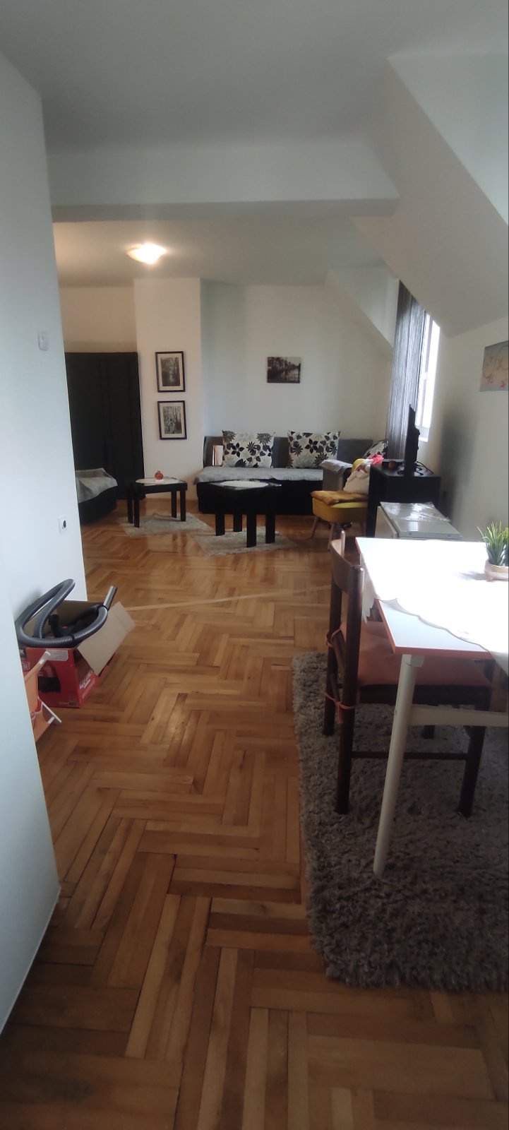 Jednosoban stan u Knjaževačkoj