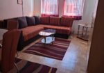 Izdajem garsonjeru u strogom centru Nisa ,kod pravnog i ekonomskog fakulteta ,opremljenu ,mogu da spavaju 2 osobe,garnitura se razvlaci i bude trosed.Centralno grejanje.tel 063400805
